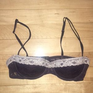 Gap body bra